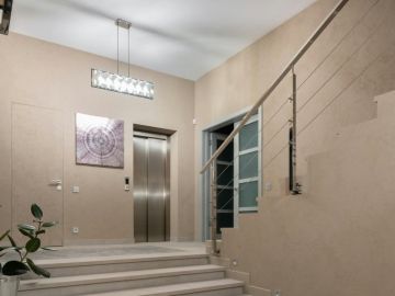 Monte-escalier🆚ascenseur domestique
𝑄𝑢𝑒𝑙𝑙𝑒 𝑒𝑠𝑡 𝑙𝑎 𝑚𝑒𝑖𝑙𝑙𝑒𝑢𝑟𝑒 𝑜𝑝𝑡𝑖𝑜𝑛 𝑝𝑜𝑢𝑟 𝑣𝑜𝑢𝑠 ?

🔎 Lorsqu'il s'agit d'améliorer l'#Accessibilité et la #sécurité dans une...
