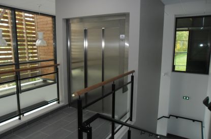 Ascenseur professionnel