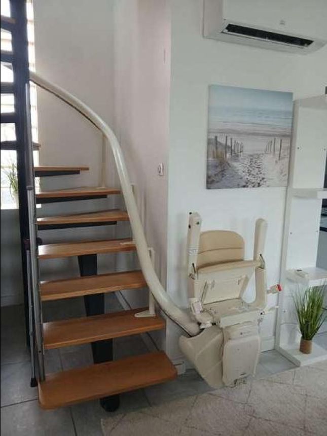 Faites confiance aux experts du fauteuil monte escalier &agrave; Carhaix