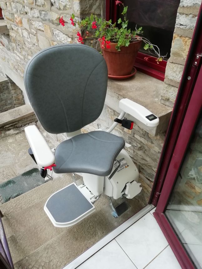 Pour acheter un fauteuil monte escalier, il faut &eacute;viter certaines erreurs 